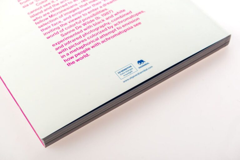 the_island_of_the_colorblind_-_printedbydiekeure_7